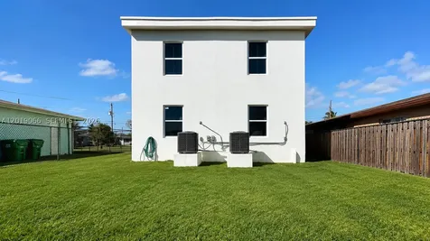 526 NW 6th Street Hallandale Beach FL 33009