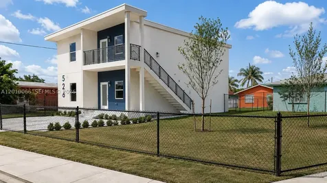 526 NW 6th Street Hallandale Beach FL 33009