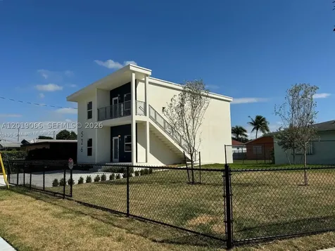 526 NW 6th Street Hallandale Beach FL 33009