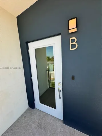 526 NW 6th Street Hallandale Beach FL 33009