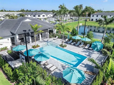 4957 Oakmont Drive Dania Beach FL 33312