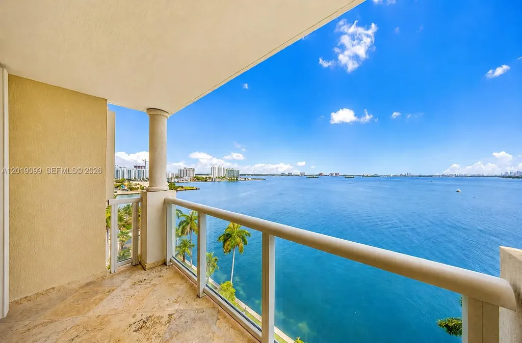 1625 Kennedy Causeway North Bay Village FL 33141