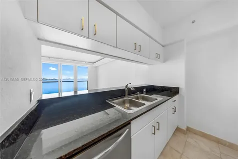 1625 Kennedy Causeway North Bay Village FL 33141