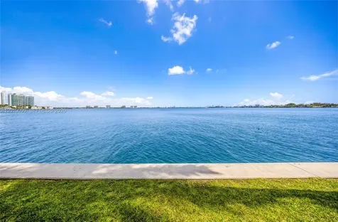 1625 Kennedy Causeway North Bay Village FL 33141