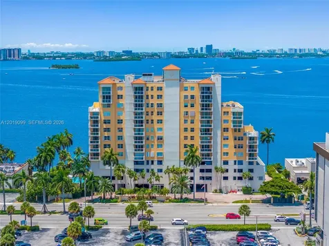 1625 Kennedy Causeway North Bay Village FL 33141