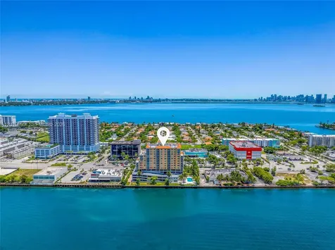 1625 Kennedy Causeway North Bay Village FL 33141