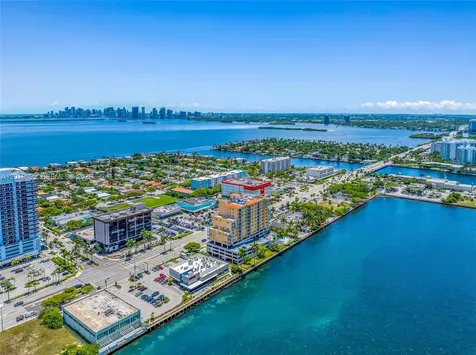 1625 Kennedy Causeway North Bay Village FL 33141