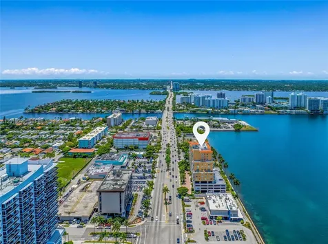 1625 Kennedy Causeway North Bay Village FL 33141
