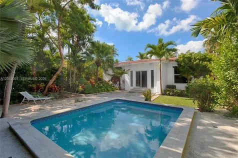745 Lakeview Drive Miami Beach FL 33140
