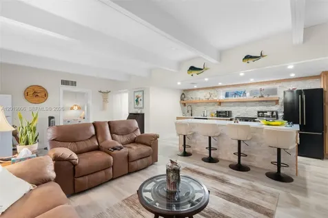 516 NE 6th Ave 1-3 Deerfield Beach FL 33441
