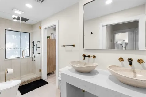 516 NE 6th Ave 1-3 Deerfield Beach FL 33441