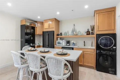 516 NE 6th Ave 1-3 Deerfield Beach FL 33441