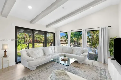 516 NE 6th Ave 1-3 Deerfield Beach FL 33441