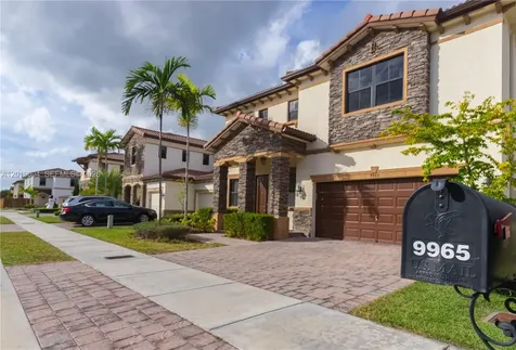 9965 NW 86 Te Doral FL 33178