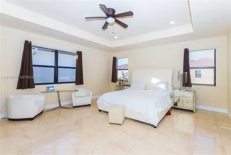 9965 NW 86 Te Doral FL 33178