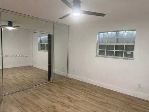 517 Navarre Coral Gables FL 33134