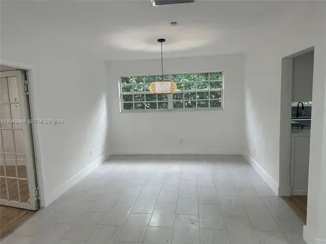 517 Navarre Coral Gables FL 33134