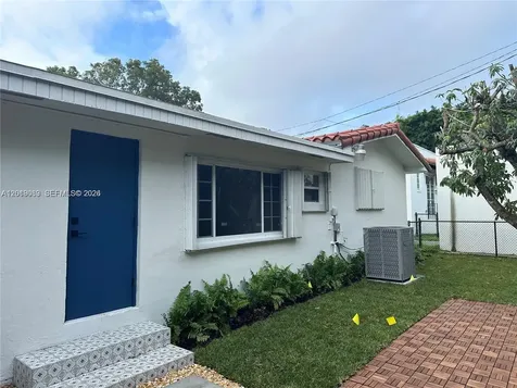 517 Navarre Coral Gables FL 33134