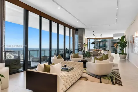 1000 Biscayne Boulevard Miami FL 33132