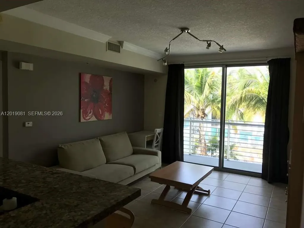 110 Washington Avenue Miami Beach FL 33139