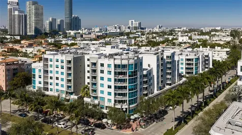 110 Washington Avenue Miami Beach FL 33139