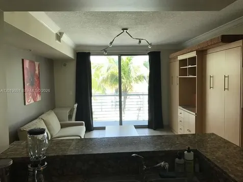 110 Washington Avenue Miami Beach FL 33139