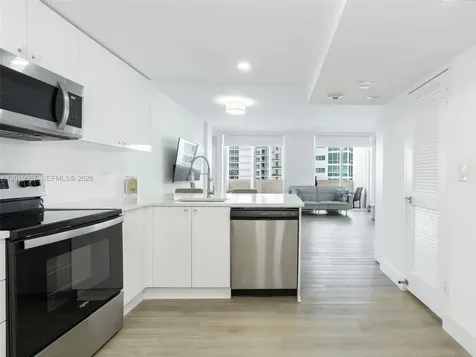 10275 Collins Avenue Bal Harbour FL 33154