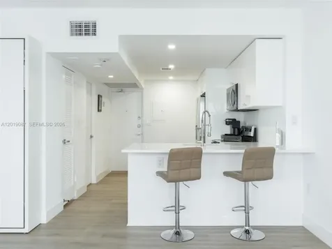 10275 Collins Avenue Bal Harbour FL 33154