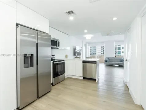 10275 Collins Avenue Bal Harbour FL 33154