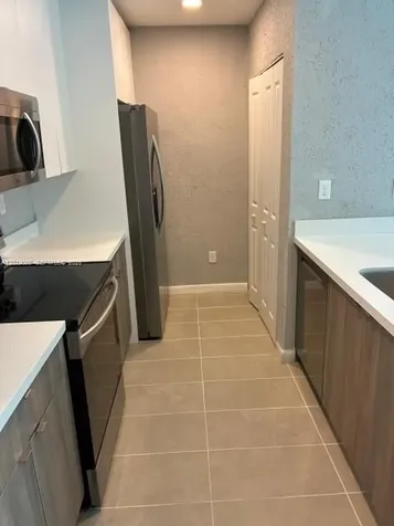 2511 Pierce Street Hollywood FL 33020