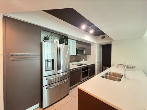 55 SE 6th Street Miami FL 33131