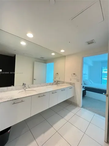 55 SE 6th Street Miami FL 33131