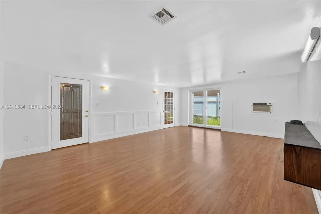 3462 Harness Circle Wellington FL 33449