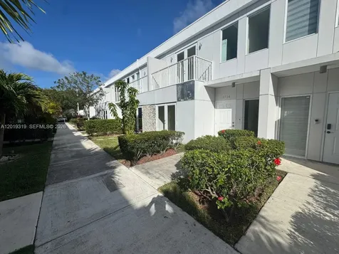 13724 SW 259th Street Homestead FL 33032