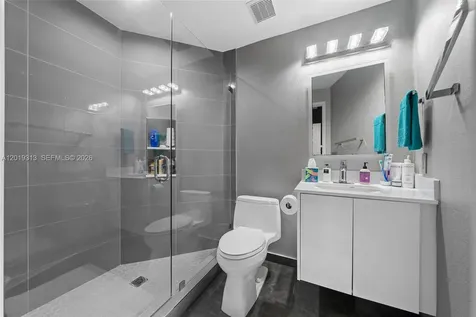 713 Crandon Boulevard Key Biscayne FL 33149