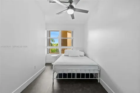713 Crandon Boulevard Key Biscayne FL 33149