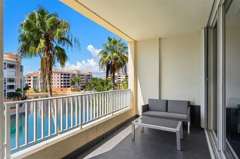 713 Crandon Boulevard Key Biscayne FL 33149