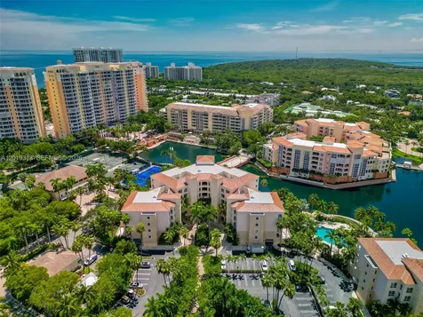 713 Crandon Boulevard Key Biscayne FL 33149