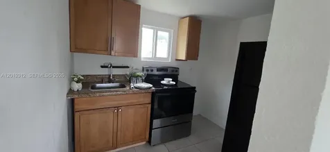 4606 NW 21st Avenue Miami FL 33142