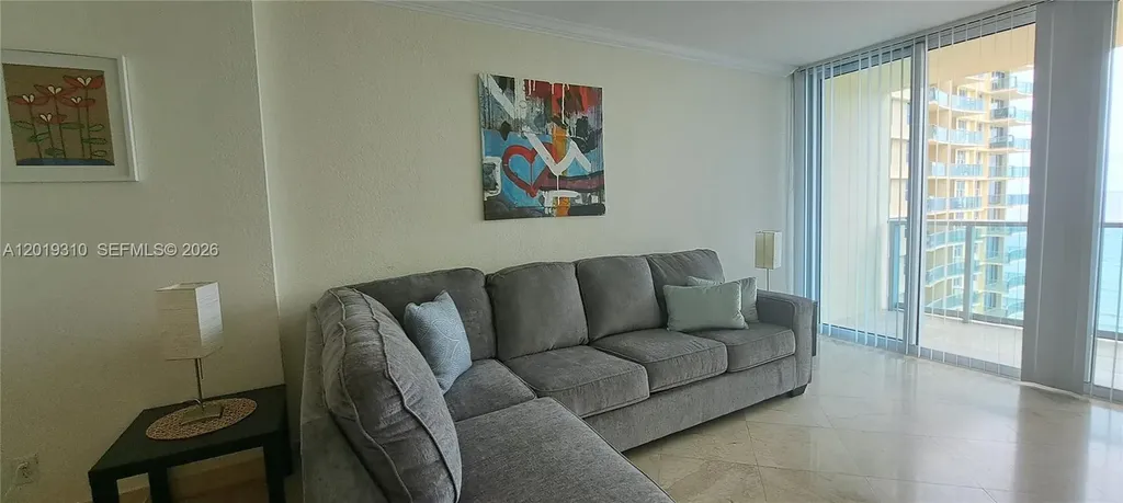 2501 S Ocean Drive Hollywood FL 33019