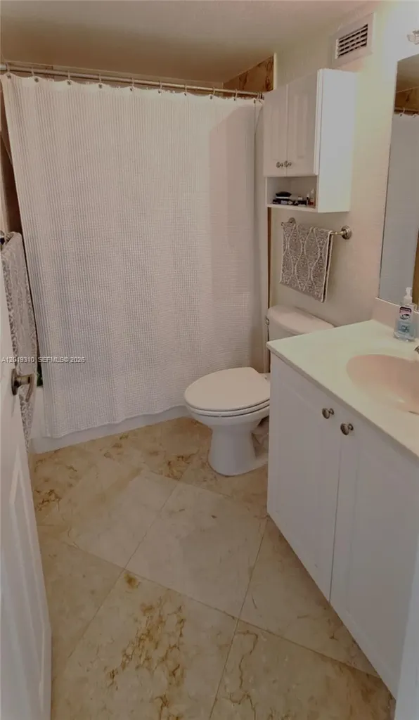 2501 S Ocean Drive Hollywood FL 33019