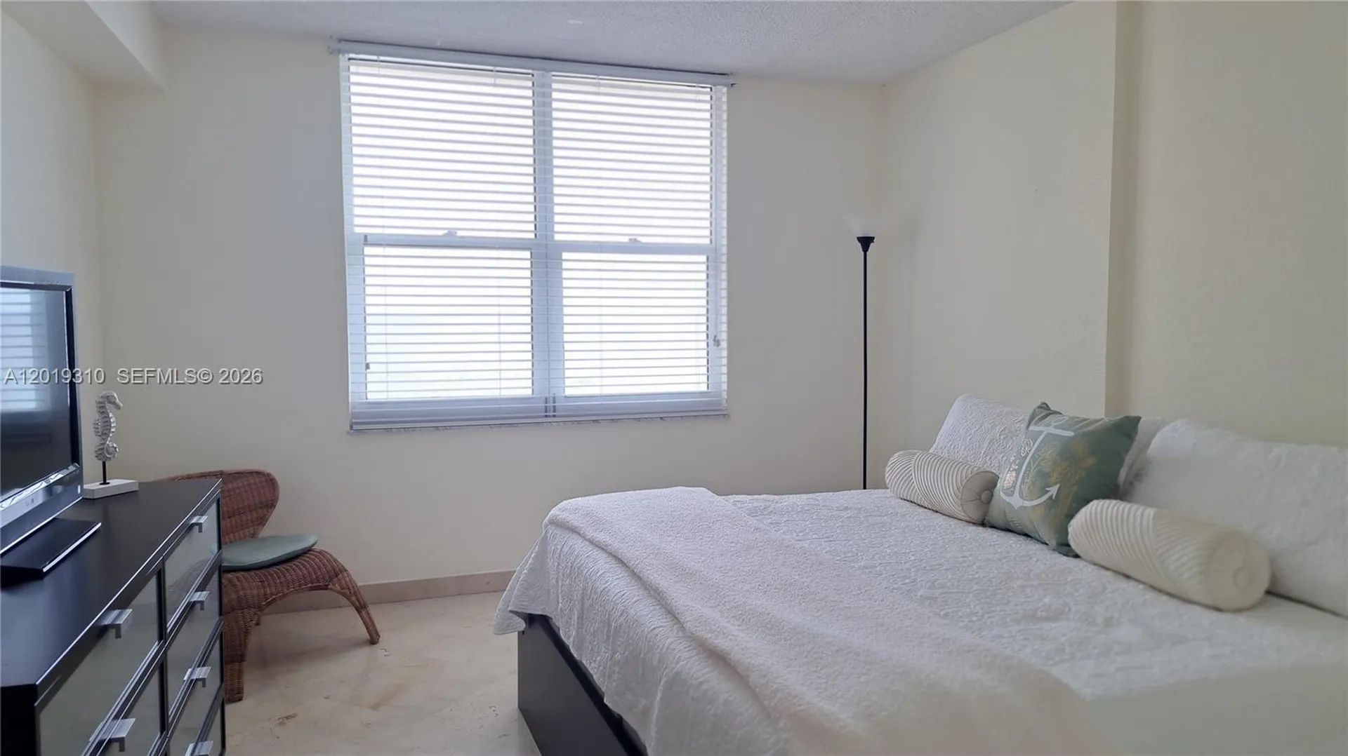 2501 S Ocean Drive Hollywood FL 33019