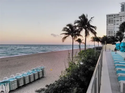 2501 S Ocean Drive Hollywood FL 33019