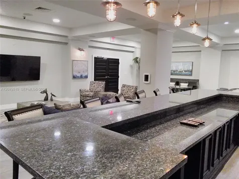 2501 S Ocean Drive Hollywood FL 33019