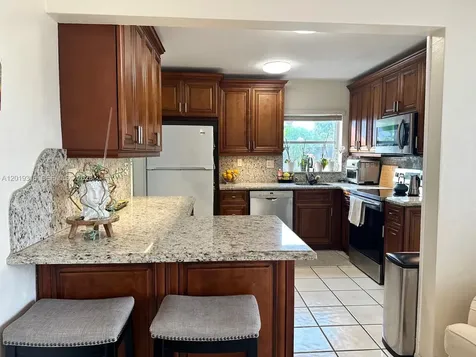 3245 Village Green Drive Miami FL 33175