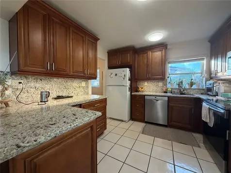 3245 Village Green Drive Miami FL 33175