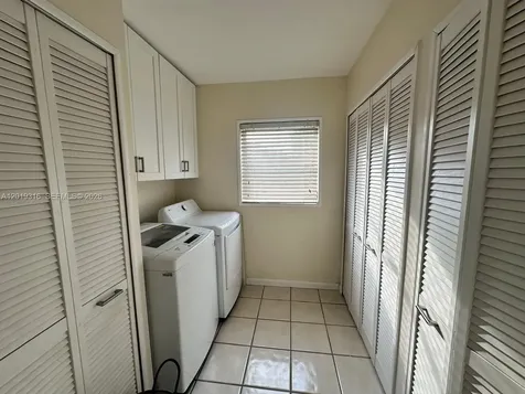3245 Village Green Drive Miami FL 33175