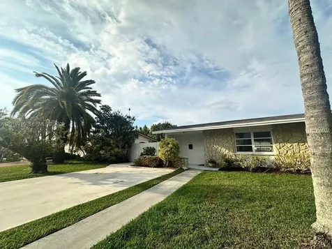 3245 Village Green Drive Miami FL 33175