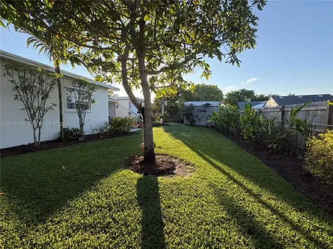 3245 Village Green Drive Miami FL 33175