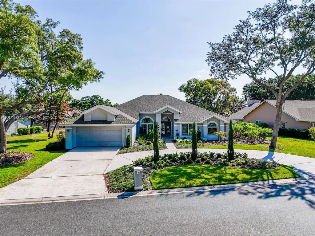 2910 Aston Avenue Plant City FL 33566